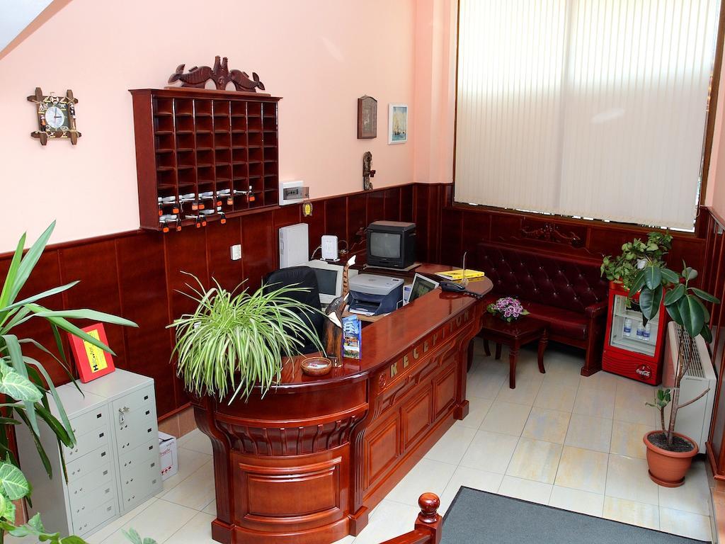 Hotel Manz 2 Поморіє Екстер'єр фото