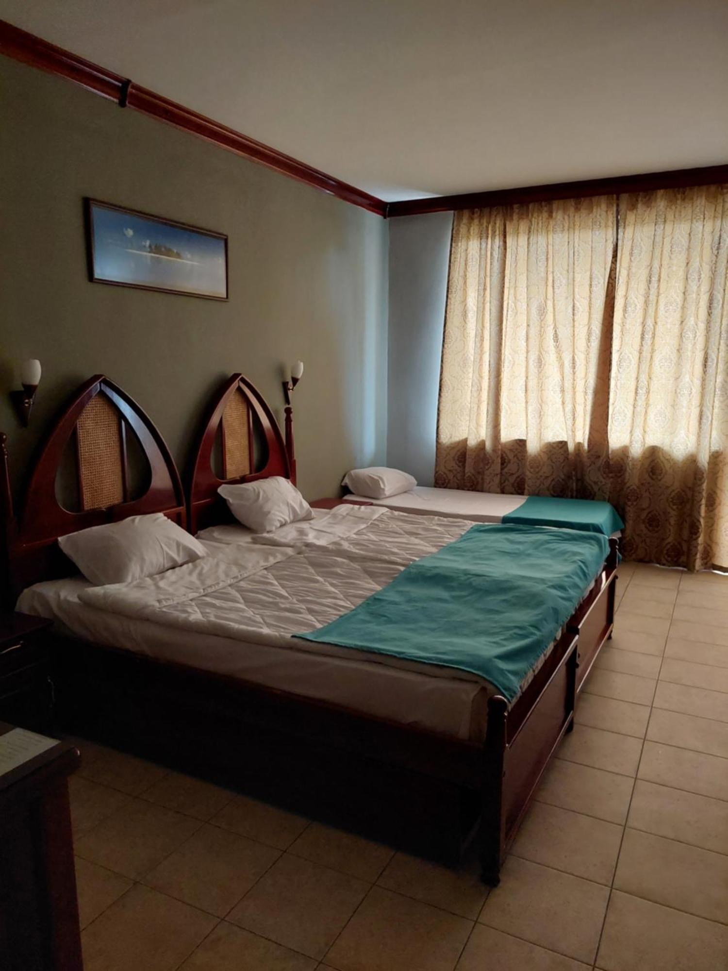 Hotel Manz 2 Поморіє Екстер'єр фото