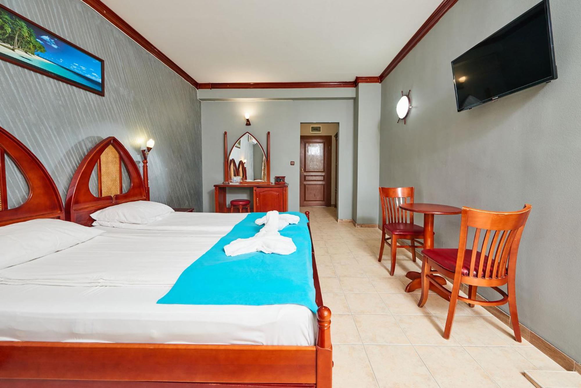 Hotel Manz 2 Поморіє Екстер'єр фото